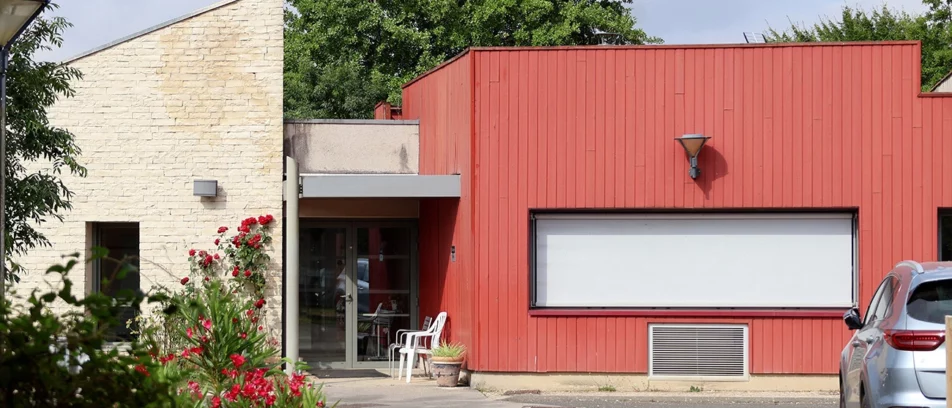 foyer de vie lezay adapei 79