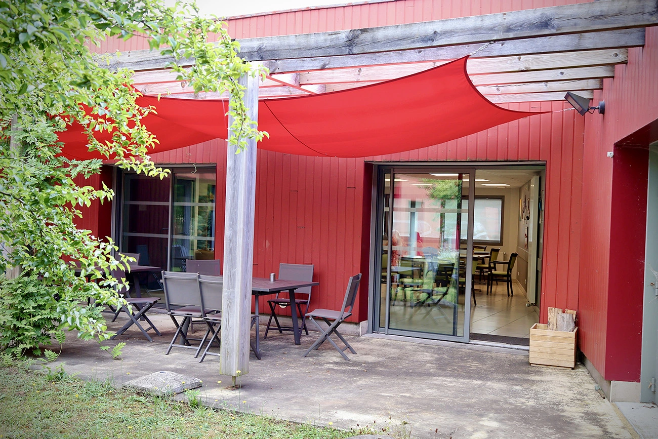 foyer de vie lezay adapei 79