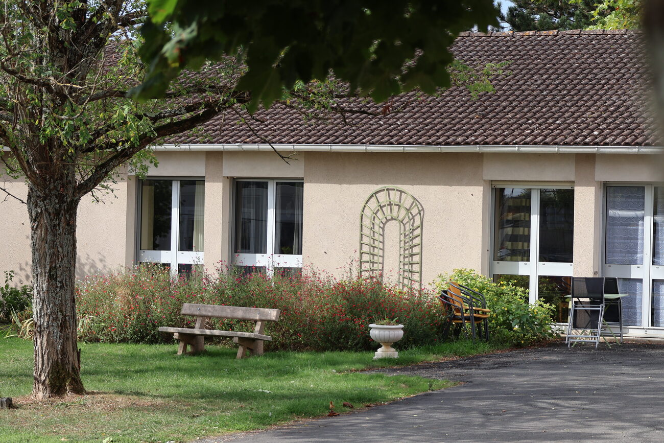 mas fam chauray - adapei 79 - 1